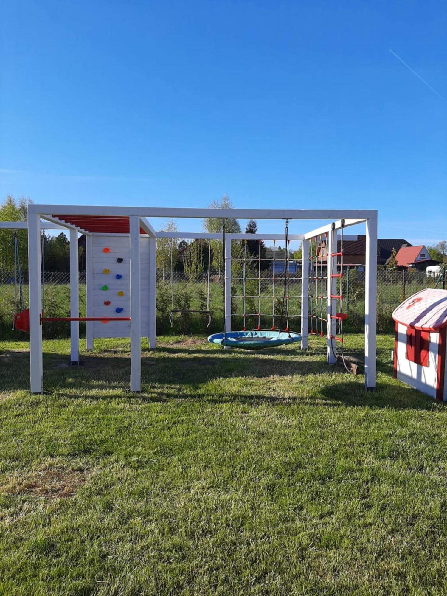 Osada Szwedzka Domek Plus Rusinowo  Buitenkant foto